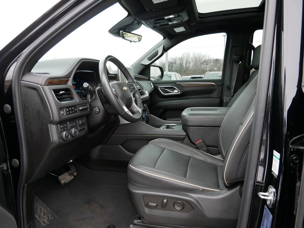 Used 2023 Chevrolet Tahoe Premier w/ Advanced Technology Package image 10