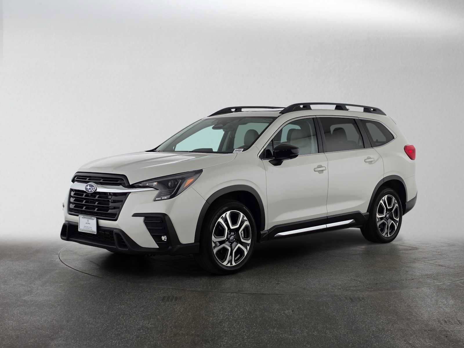 Used 2024 Subaru Ascent Limited w/ Technology Package AWD/4WD image 7