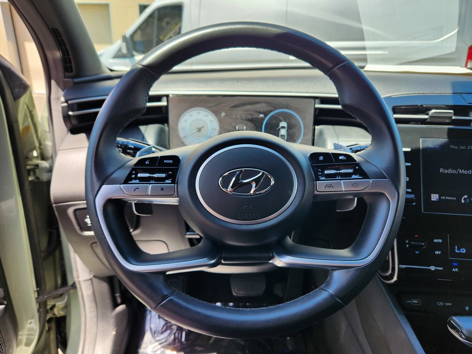Used 2022 Hyundai Santa Cruz SEL Premium AWD/4WD image 15