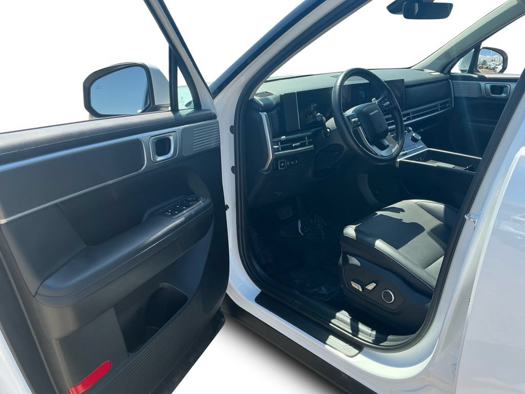 Used 2026 Hyundai Santa Fe SEL AWD/4WD image 24