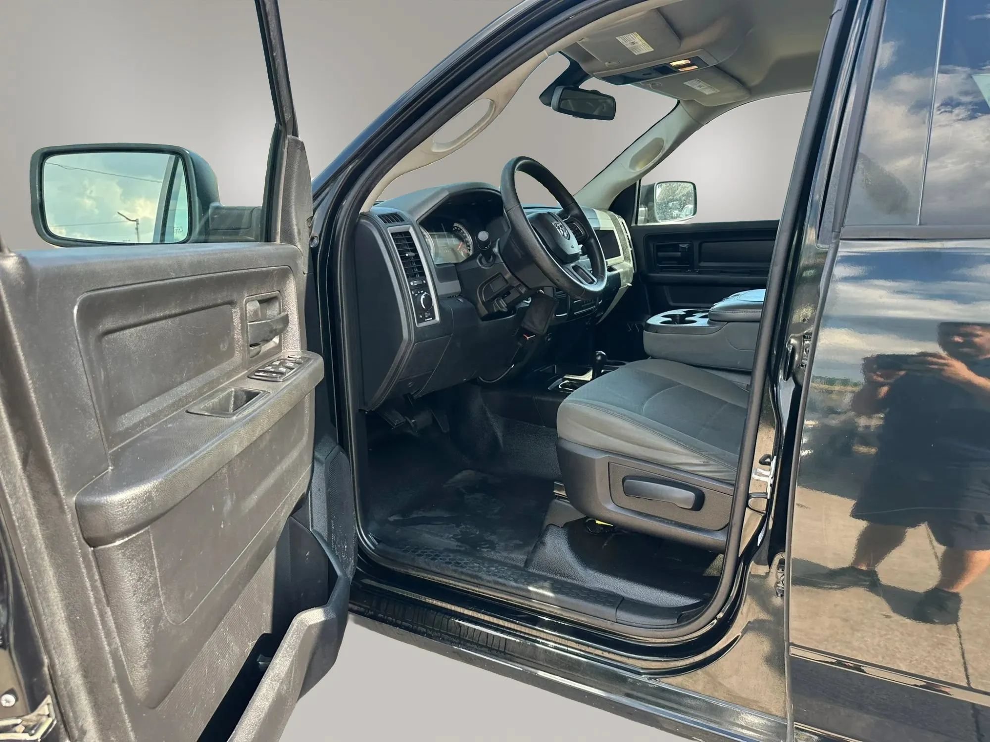 Used 2016 RAM 2500 ST AWD/4WD image 6