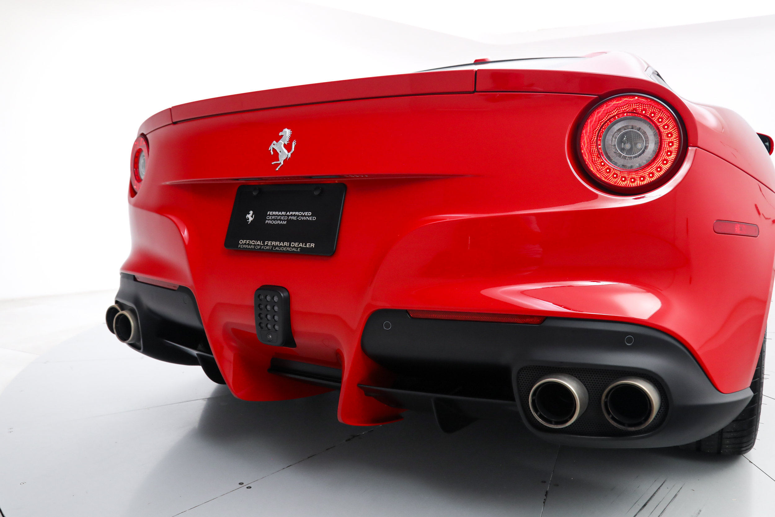 Certified 2014 Ferrari F12 Berlinetta RWD image 17