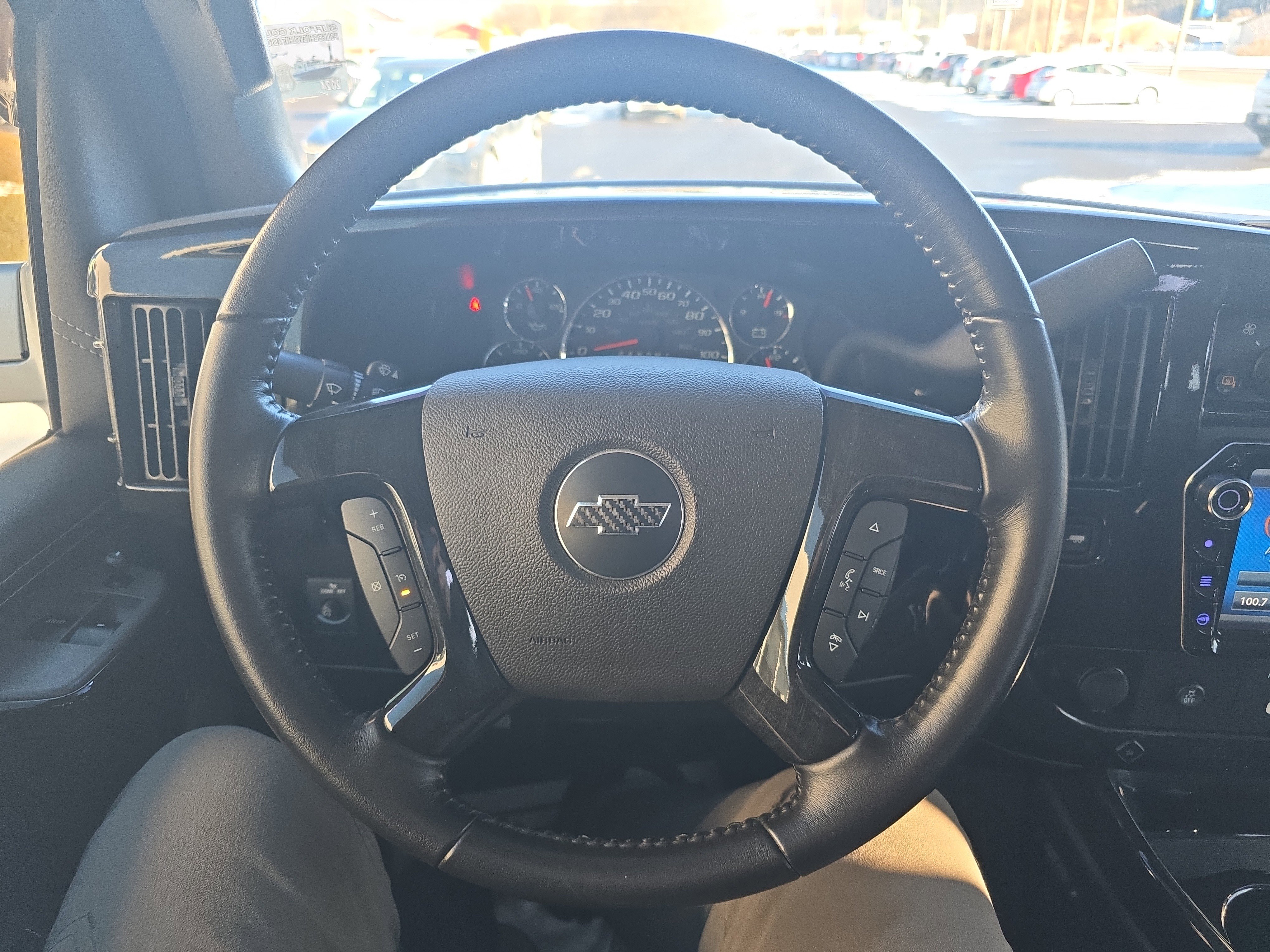 Used 2021 Chevrolet Express 2500 LS w/ Enhanced Convenience Package image 32