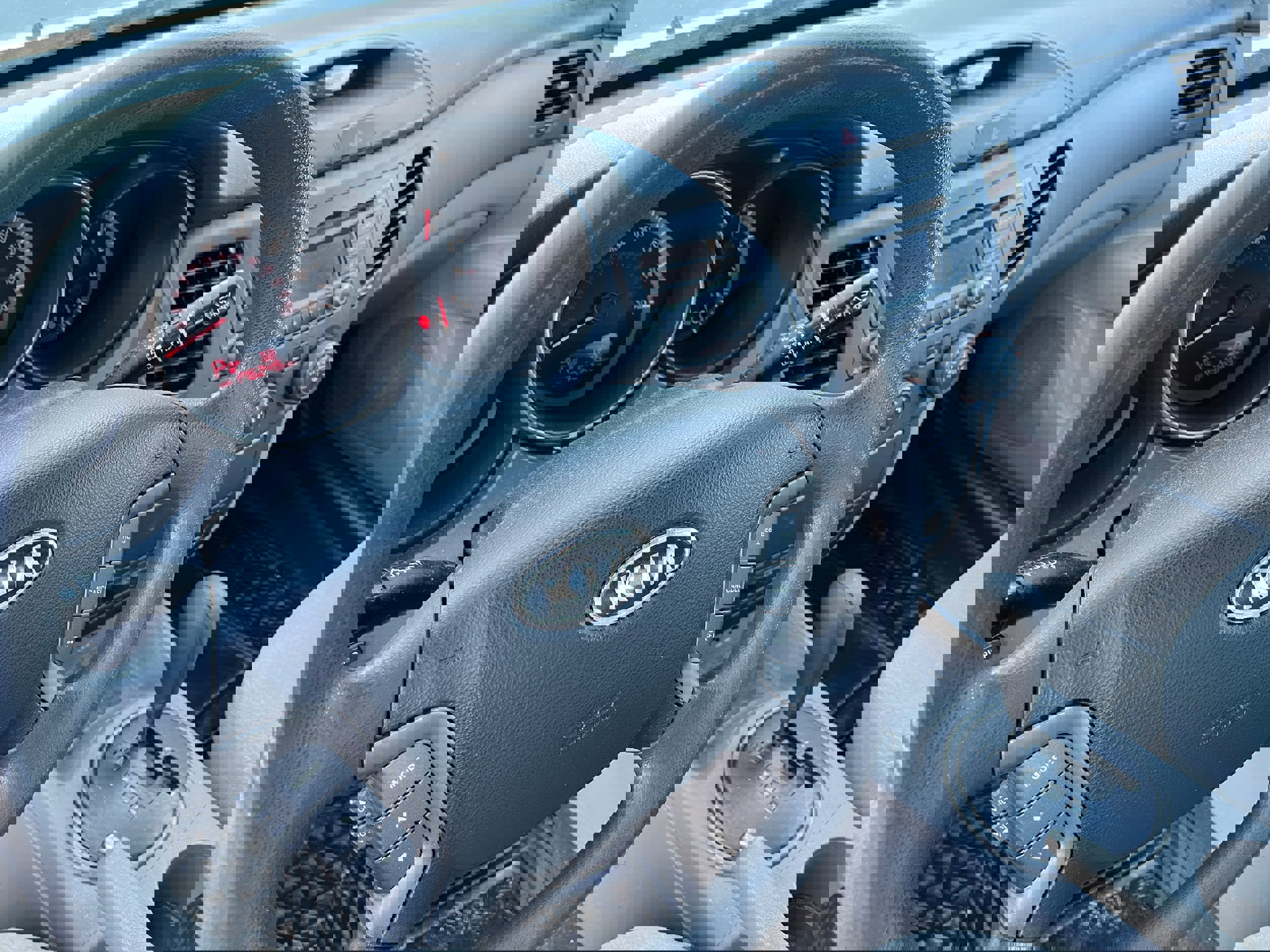 Used 2010 Kia Optima LX w/ Convenience Pkg image 7