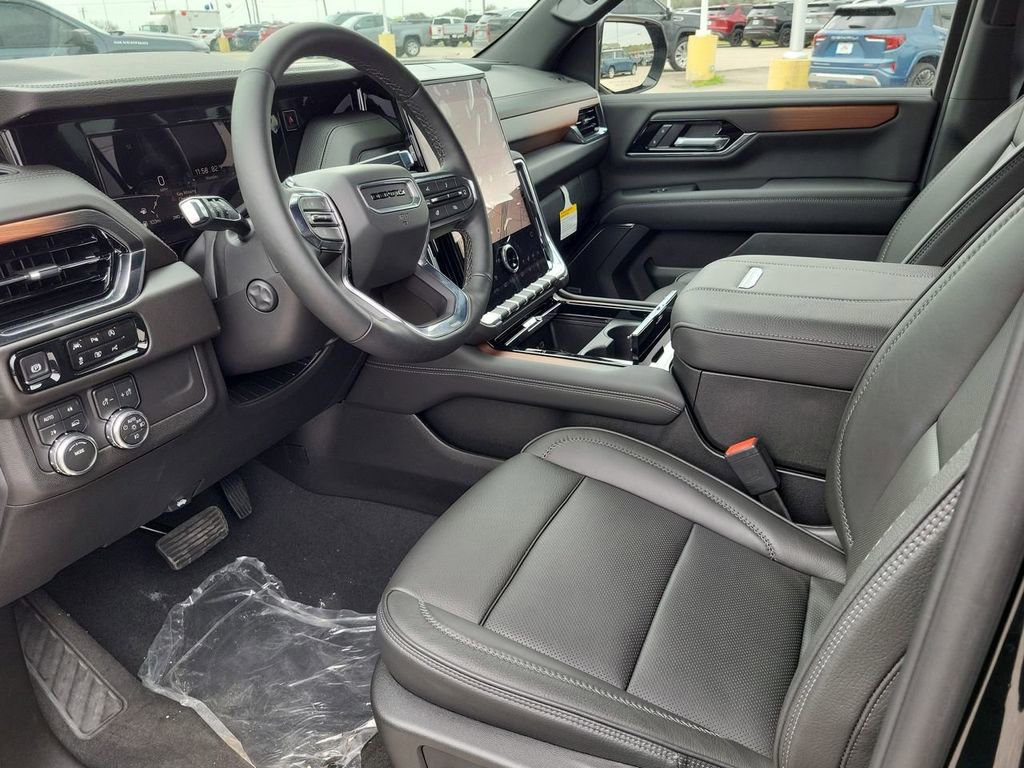 New 2026 GMC Yukon XL Denali w/ Sun & Power Step Package image 13