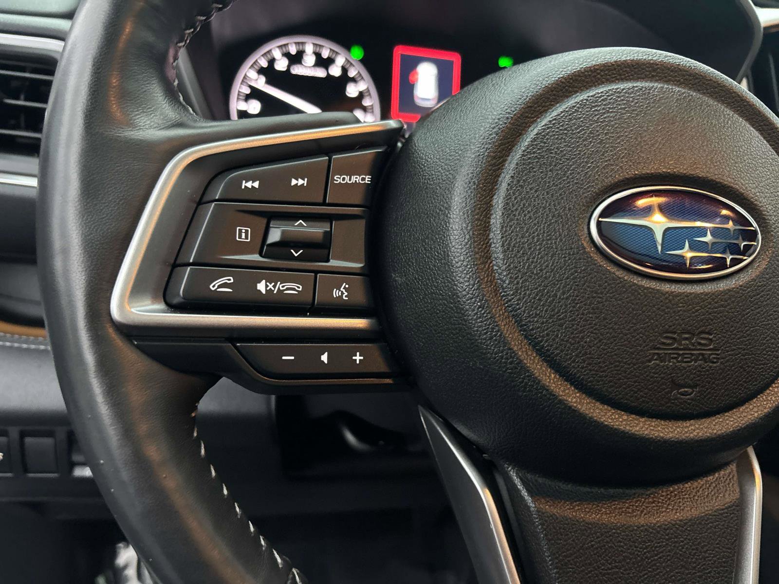 Used 2023 Subaru Ascent Touring image 21