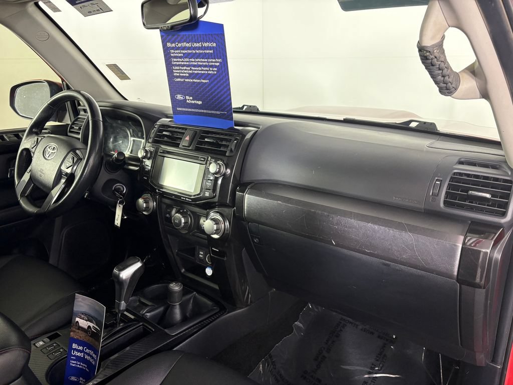 Used 2017 Toyota 4Runner TRD Off-Road Premium AWD/4WD image 35