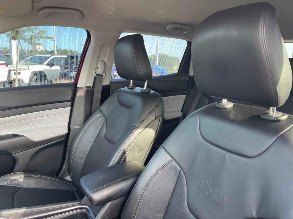 Used 2022 Jeep Compass Latitude AWD/4WD image 17