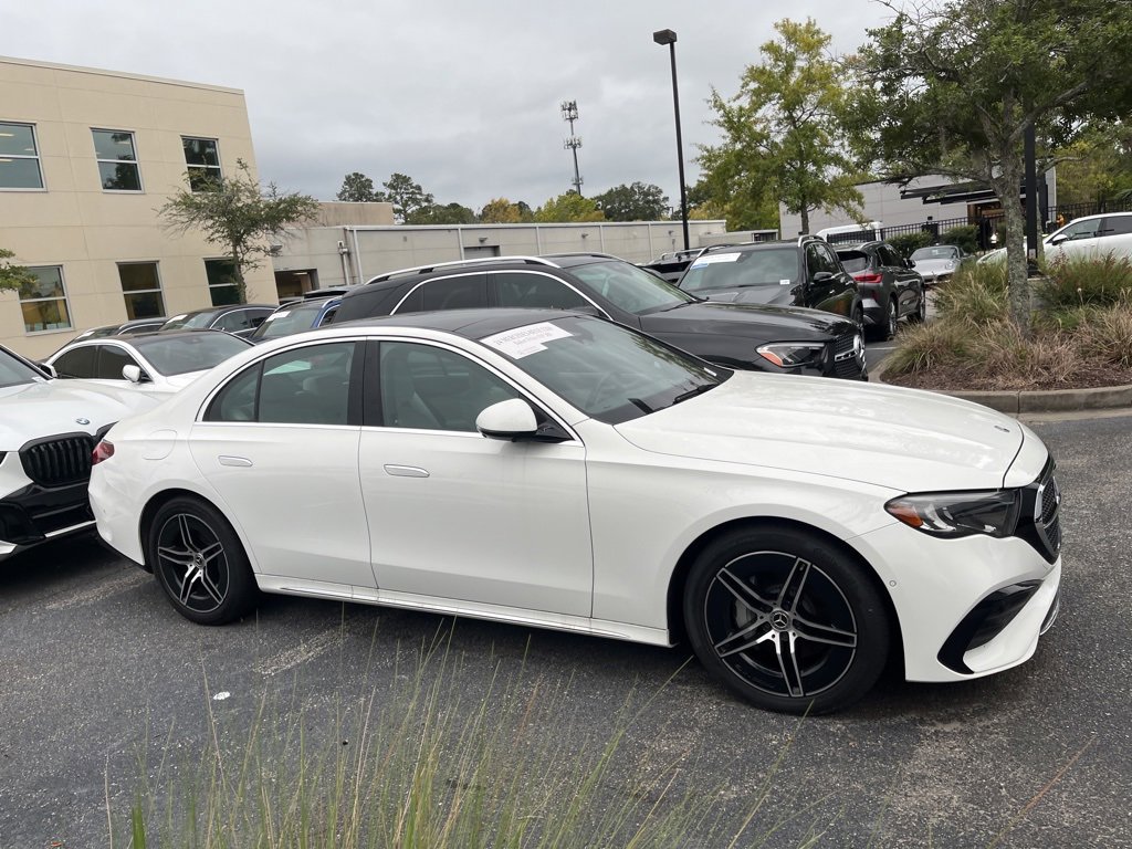 Certified 2024 Mercedes-Benz E 350 4MATIC Sedan image 4