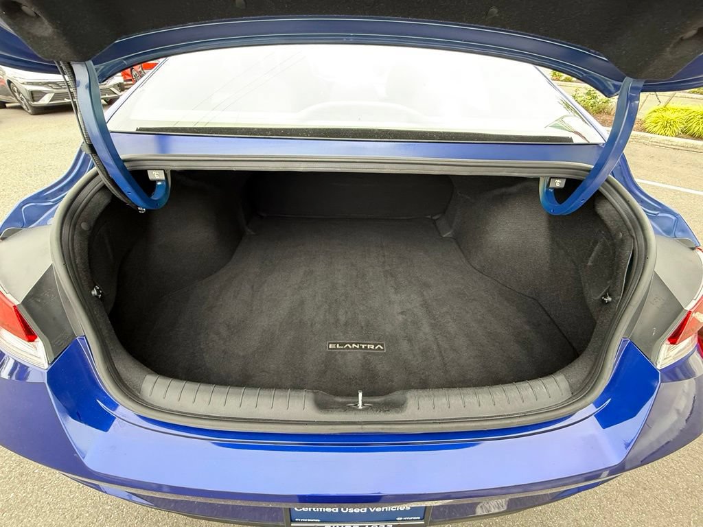 Certified 2023 Hyundai Elantra SEL FWD image 10
