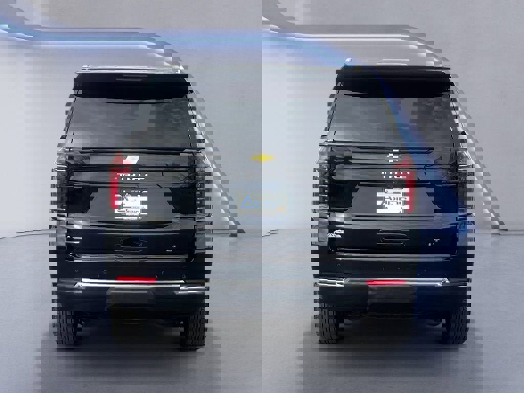 Used 2025 Chevrolet Tahoe LT image 4