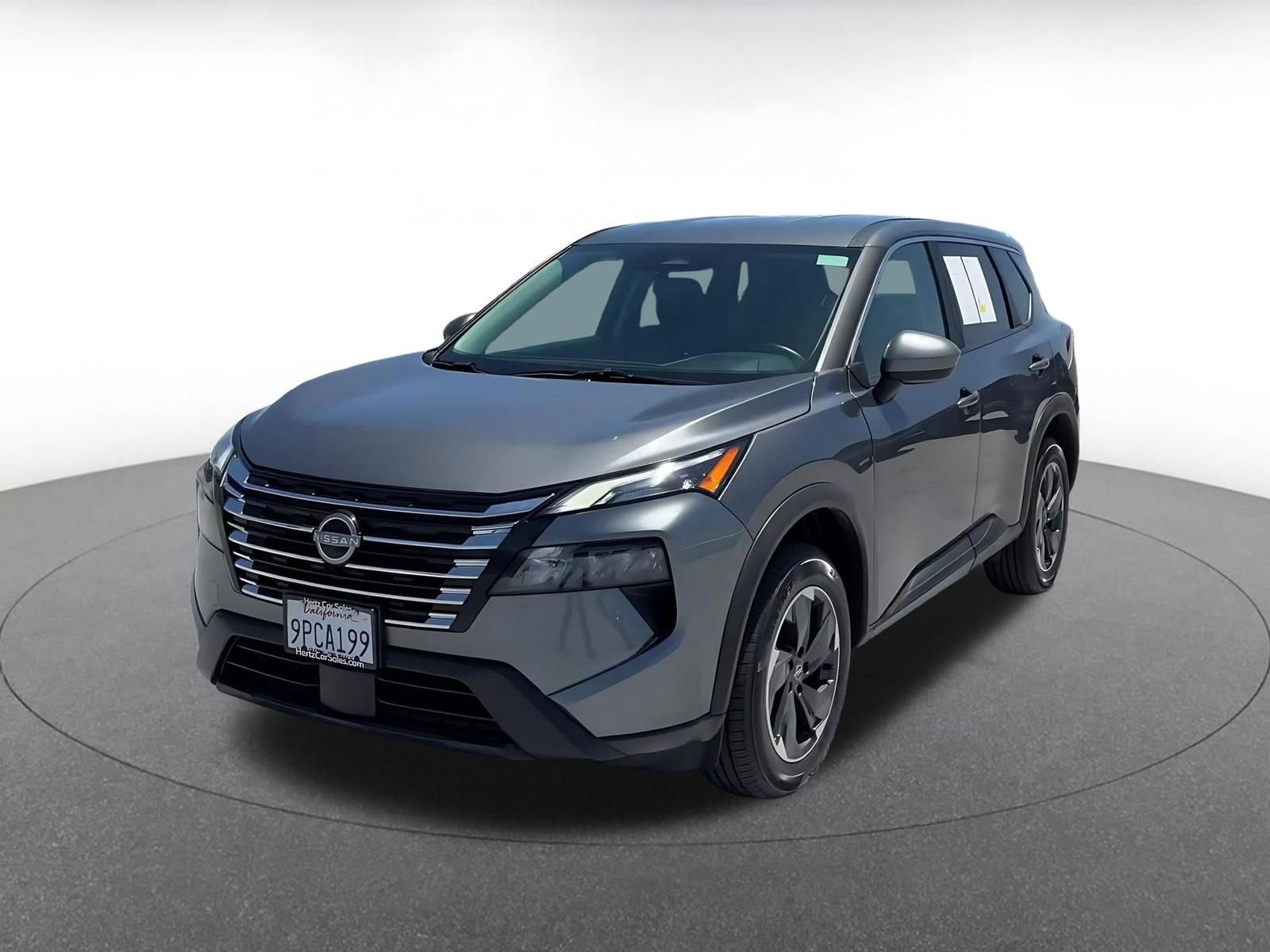 Used 2025 Nissan Rogue SV FWD image 7
