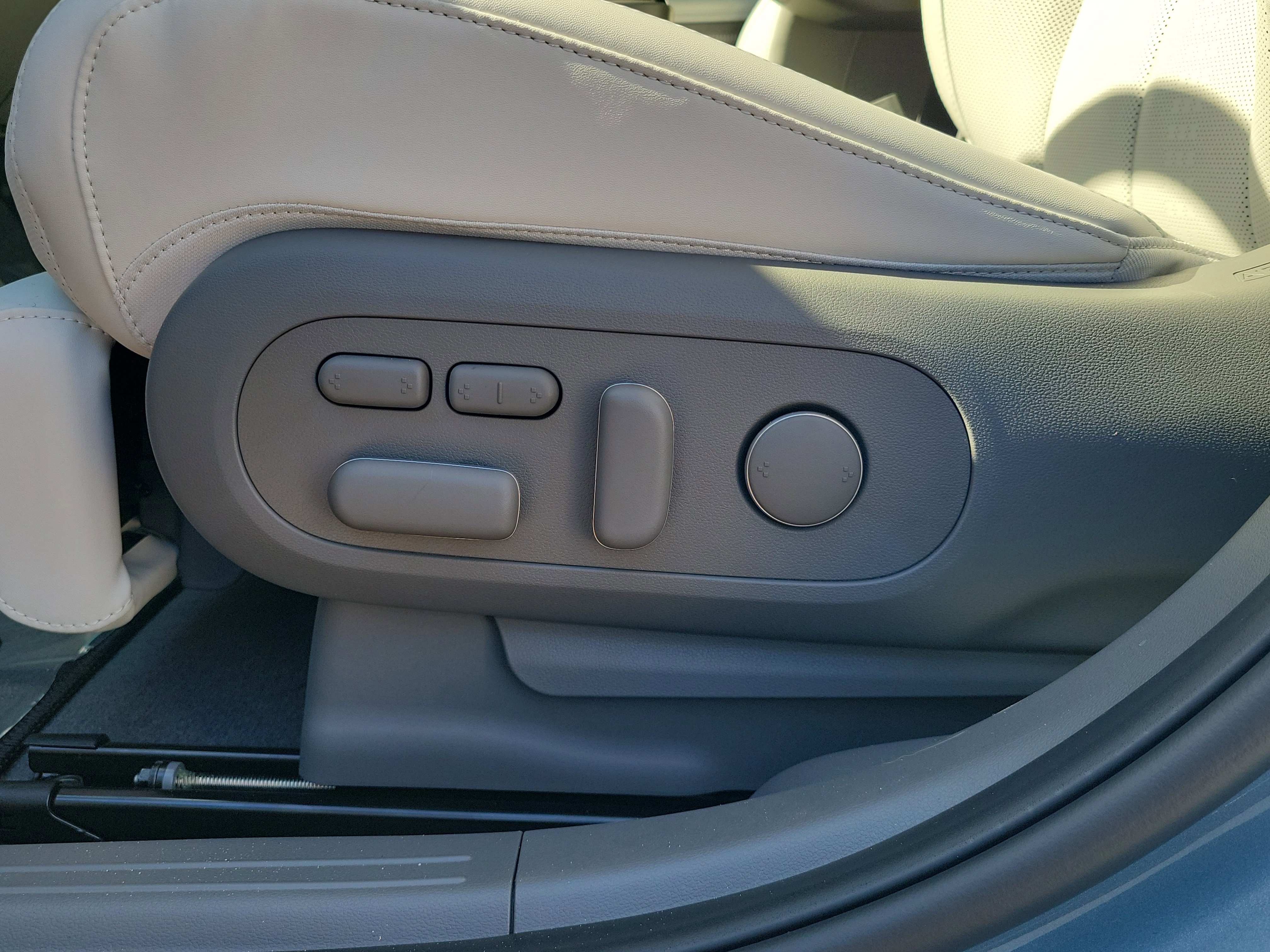 New 2026 Hyundai Ioniq 5 Limited image 15