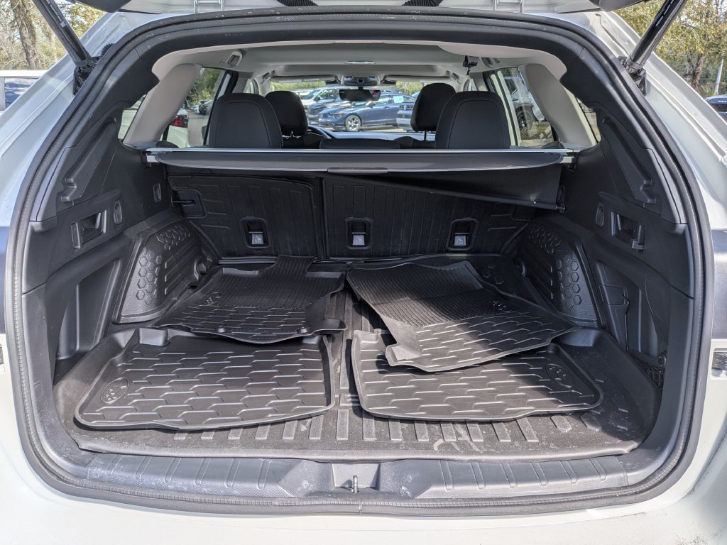 Used 2023 Subaru Outback Onyx Edition AWD/4WD image 13