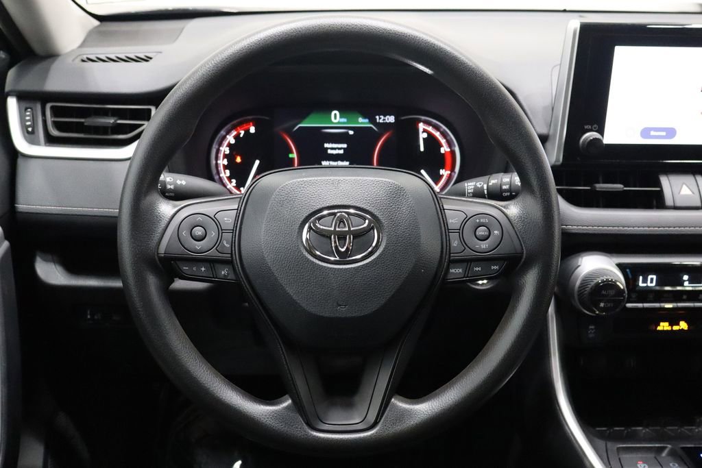 Used 2024 Toyota RAV4 XLE image 23