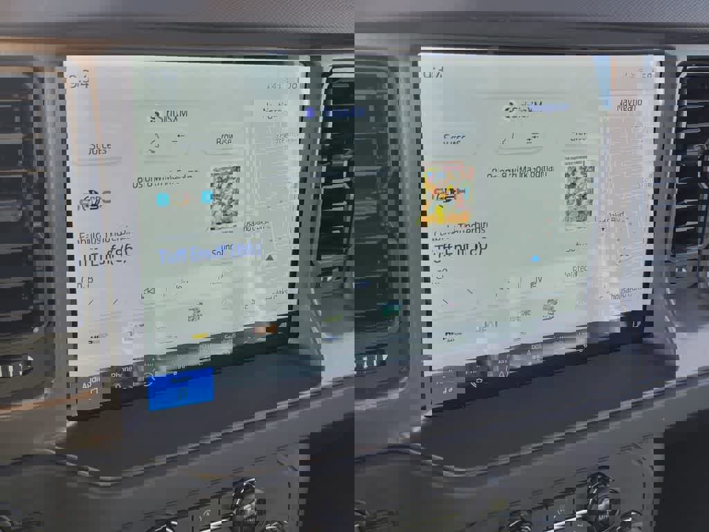 Used 2025 Ford Bronco Badlands image 23