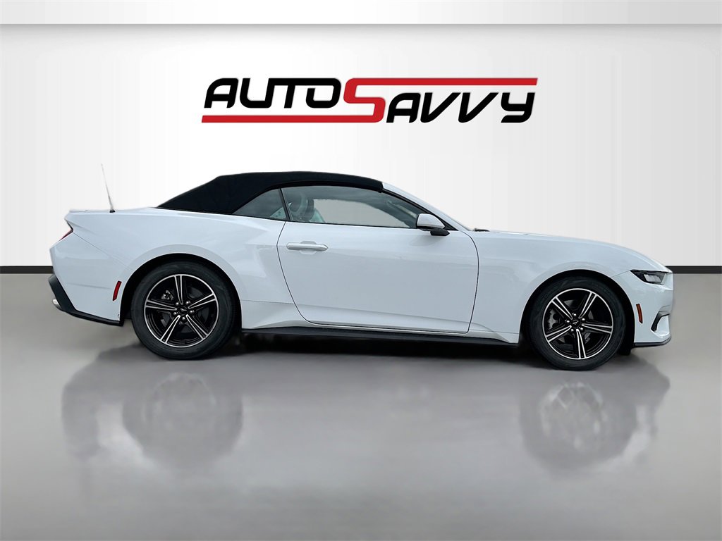 Used 2024 Ford Mustang Premium image 8