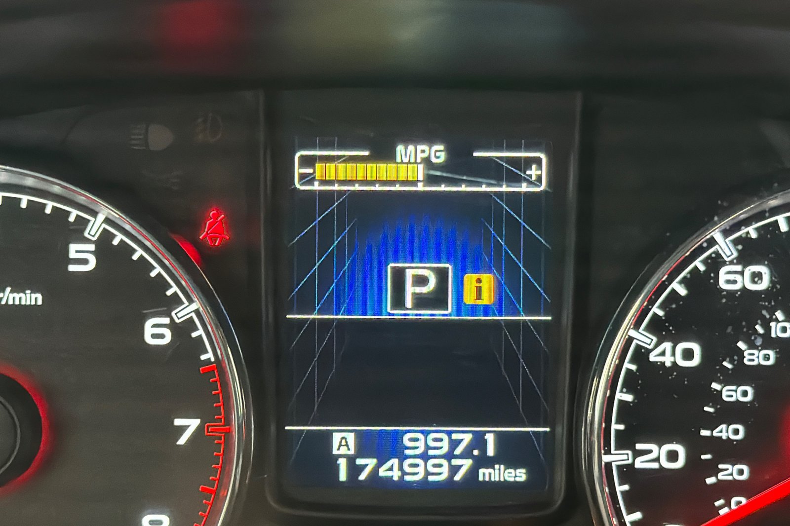 Used 2013 Subaru Outback 3.6R Limited AWD/4WD image 23
