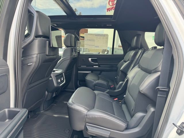 New 2026 Ford Expedition Max Platinum w/ Stealth Performance Package image 33