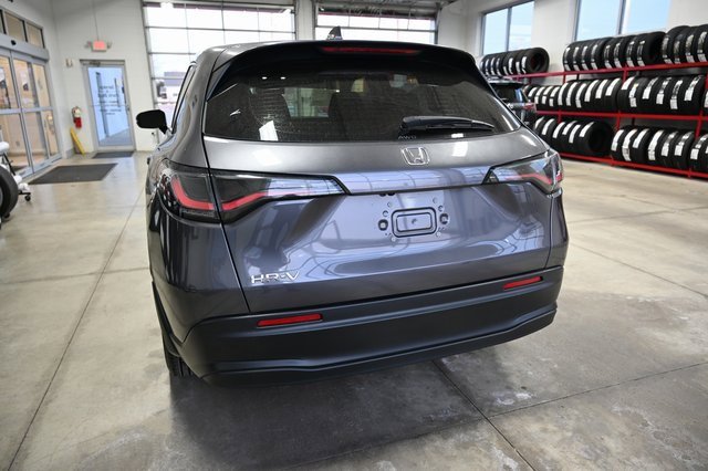 Used 2023 Honda HR-V LX image 6