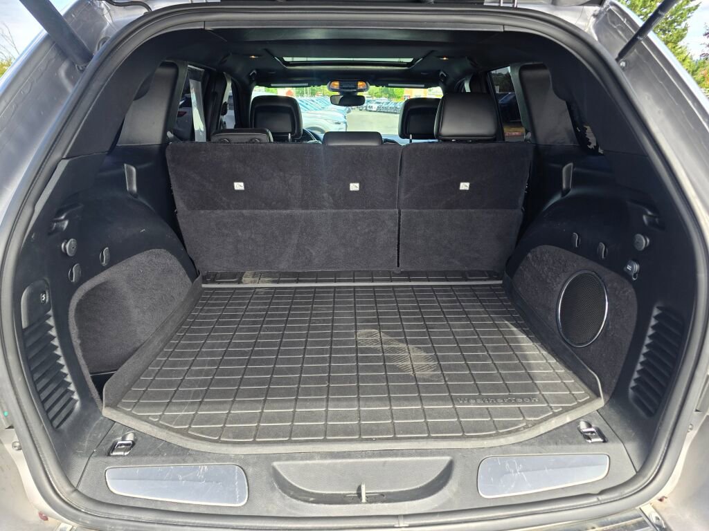Used 2020 Jeep Grand Cherokee Overland image 16