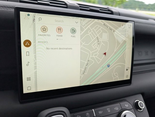 New 2025 Land Rover Defender 110 S image 12