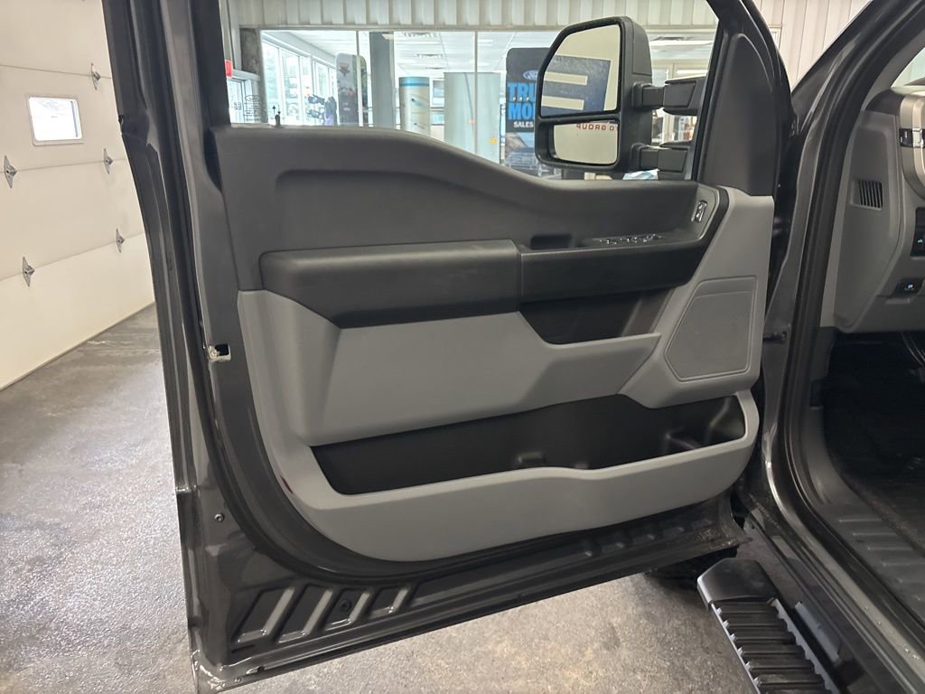 New 2026 Ford F250 XL w/ XL Off-Road Package image 22