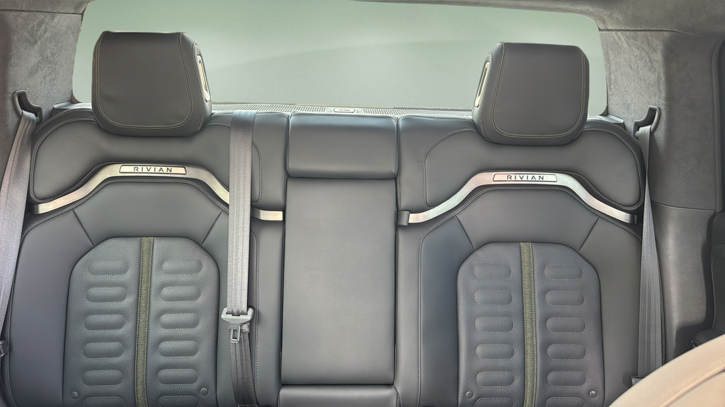 Used 2023 Rivian R1T Launch Edition AWD/4WD image 15