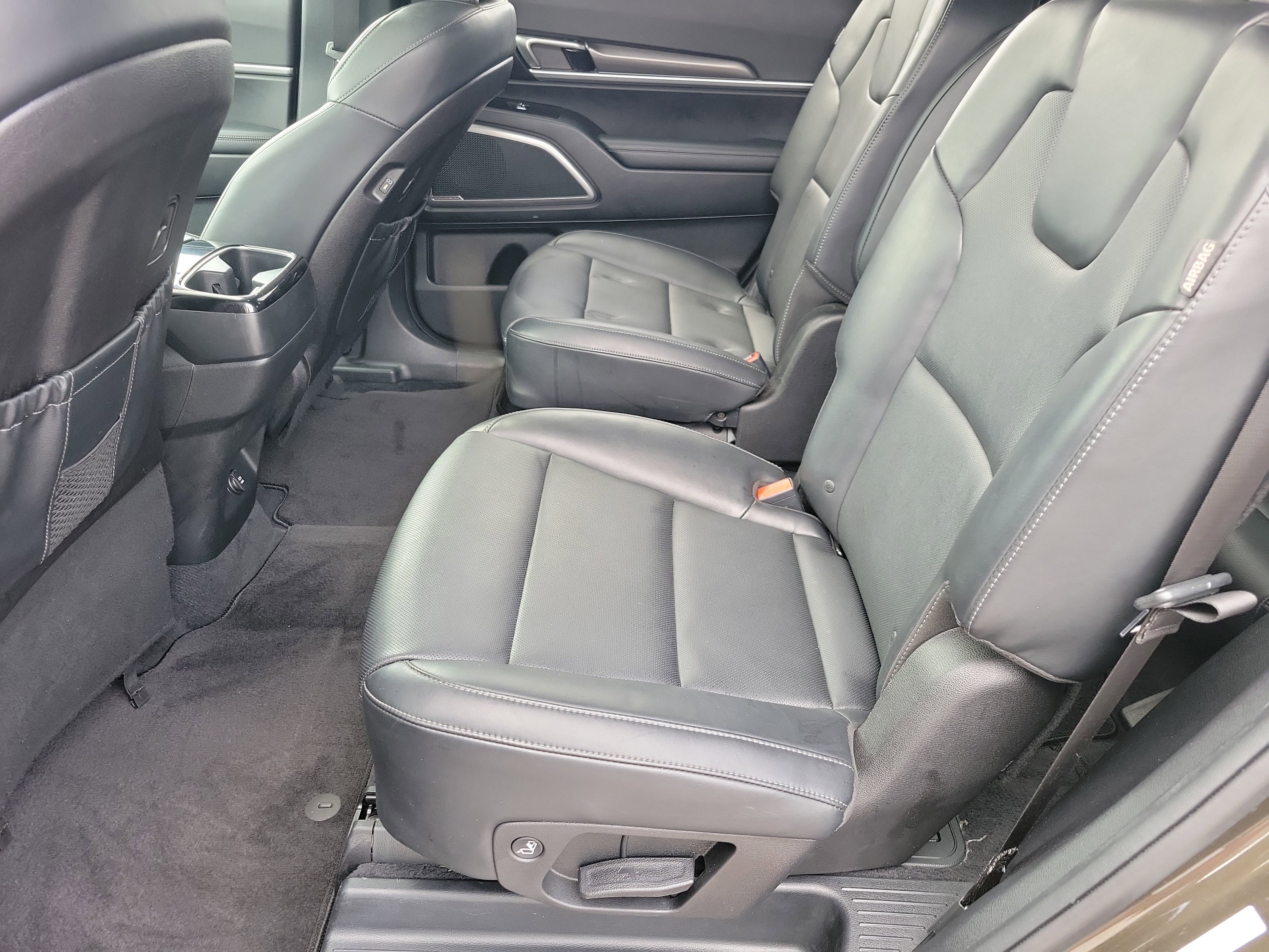 Used 2024 Kia Telluride S w/ S Sunroof Package image 9