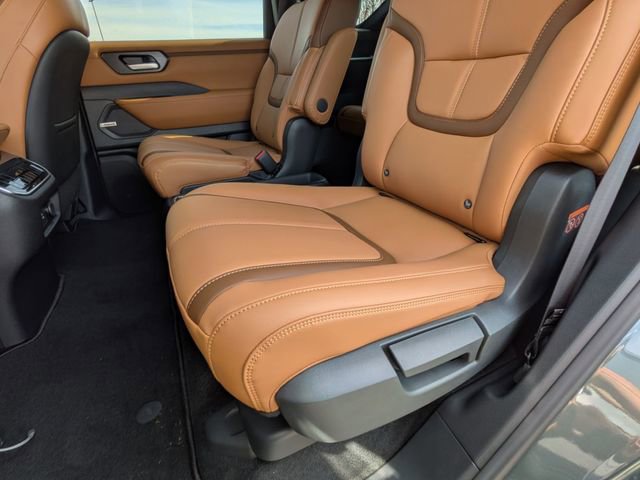 New 2026 Nissan Armada SL w/ Captain's Chari Seat Package image 31