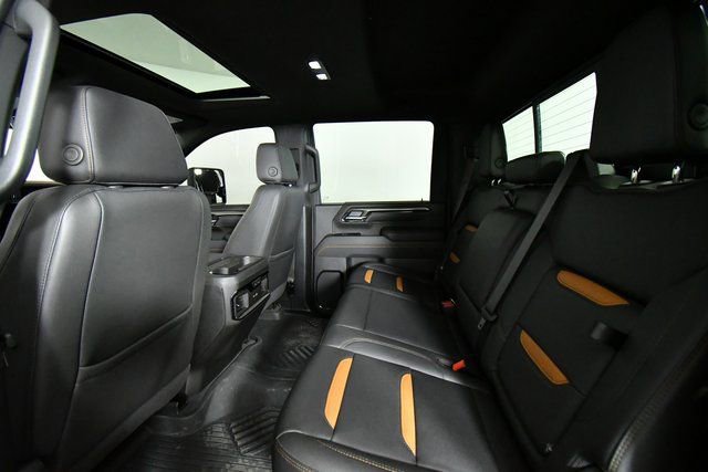 Used 2025 GMC Sierra 3500 AT4 w/ AT4 Premium Plus Package image 25
