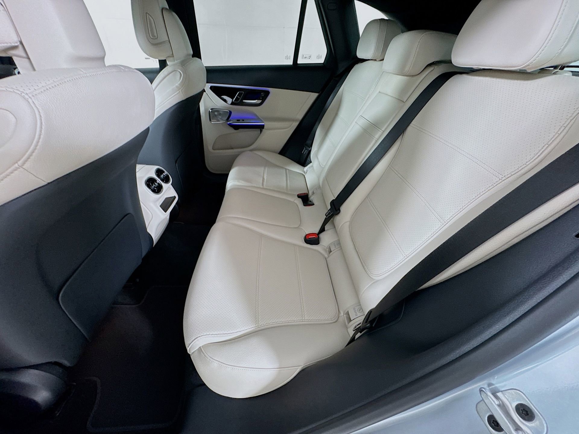 New 2026 Mercedes-Benz GLC 300 image 26