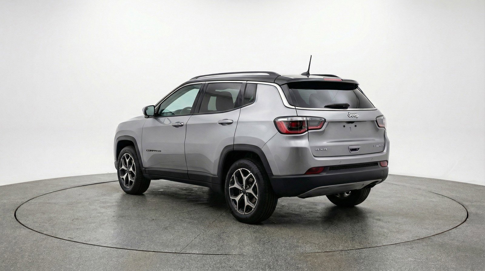 Used 2025 Jeep Compass Limited image 6