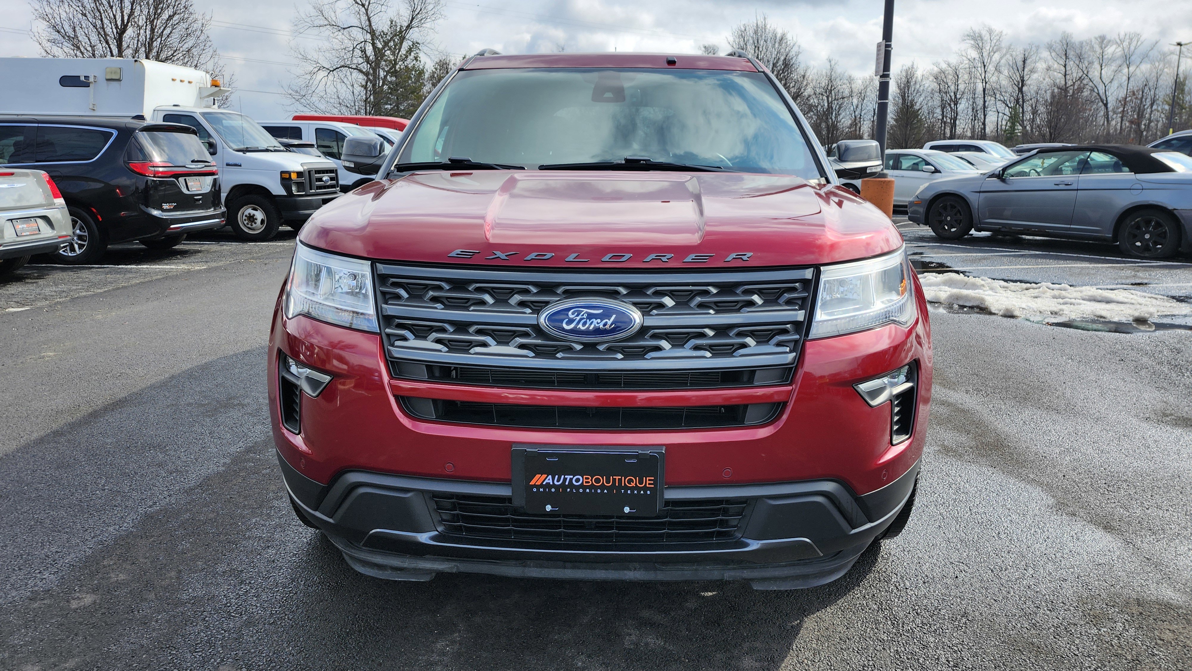 Used 2019 Ford Explorer XLT w/ Equipment Group 202A image 12