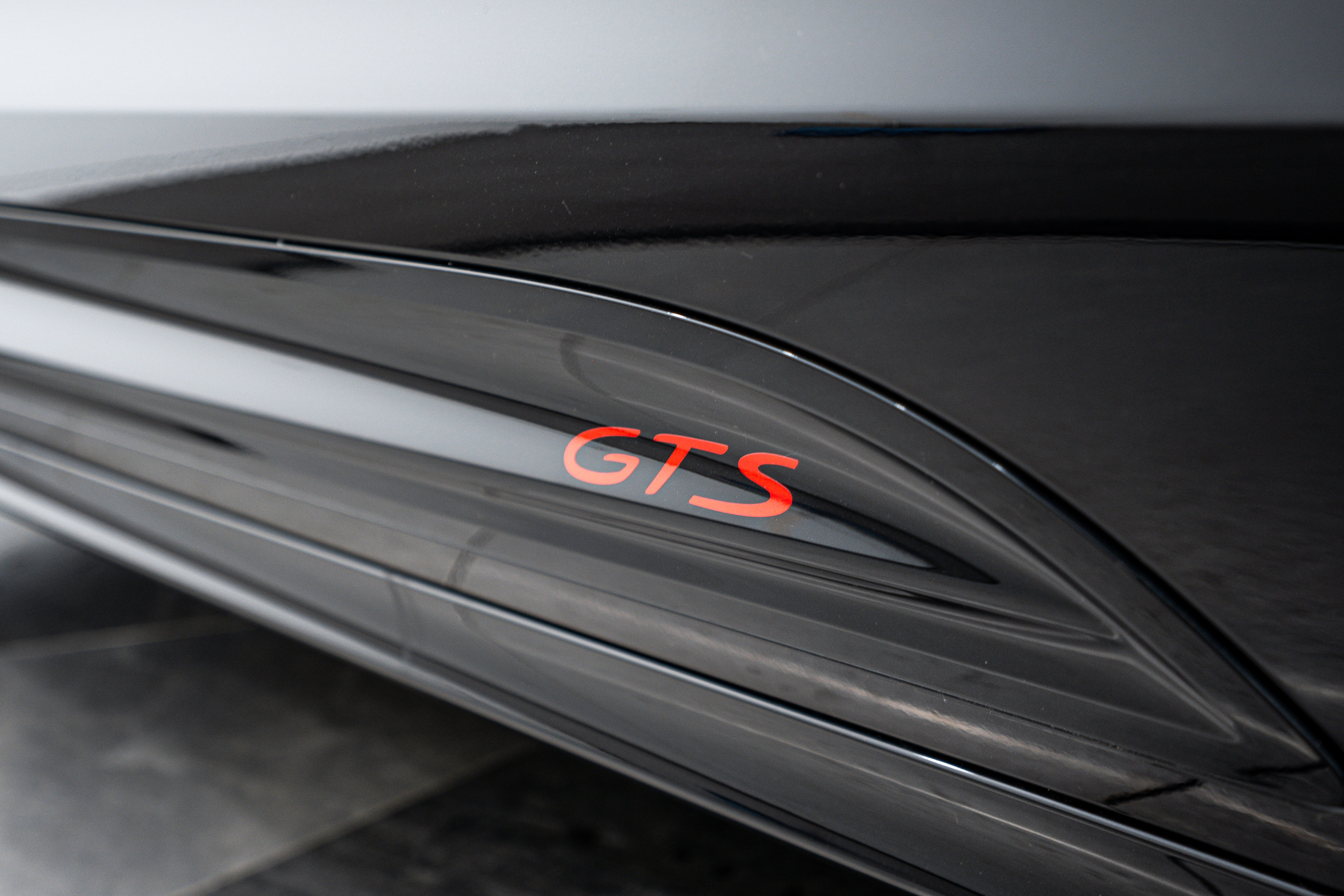 New 2026 Porsche Macan GTS image 26