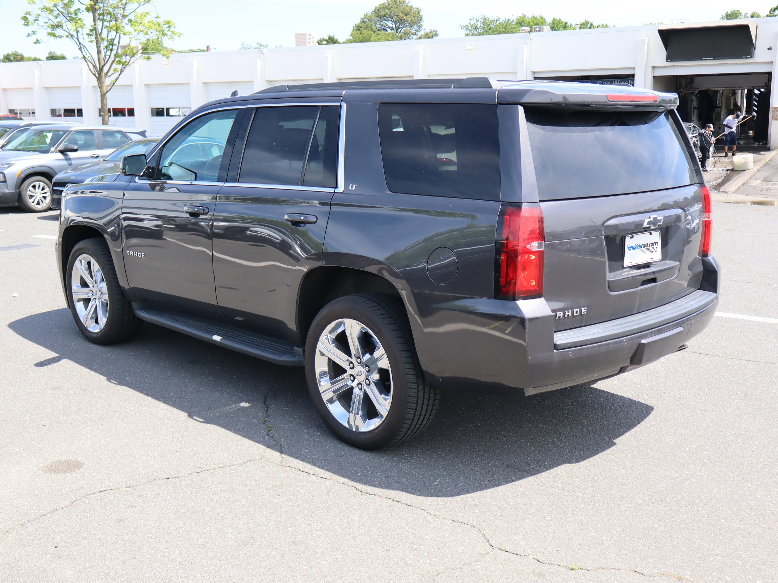 Used 2018 Chevrolet Tahoe LT w/ Luxury Package AWD/4WD image 8