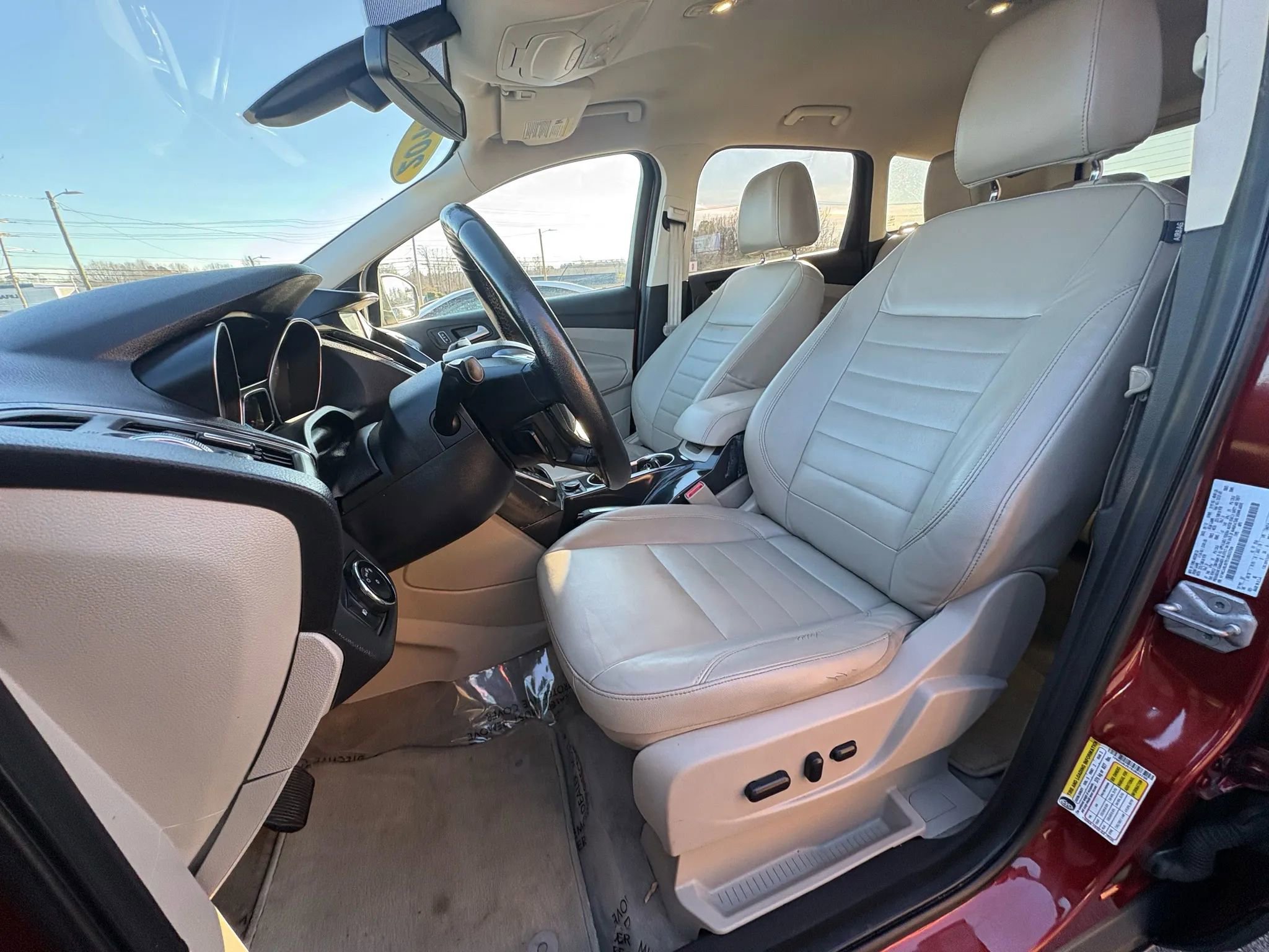 Used 2014 Ford Escape Titanium image 18