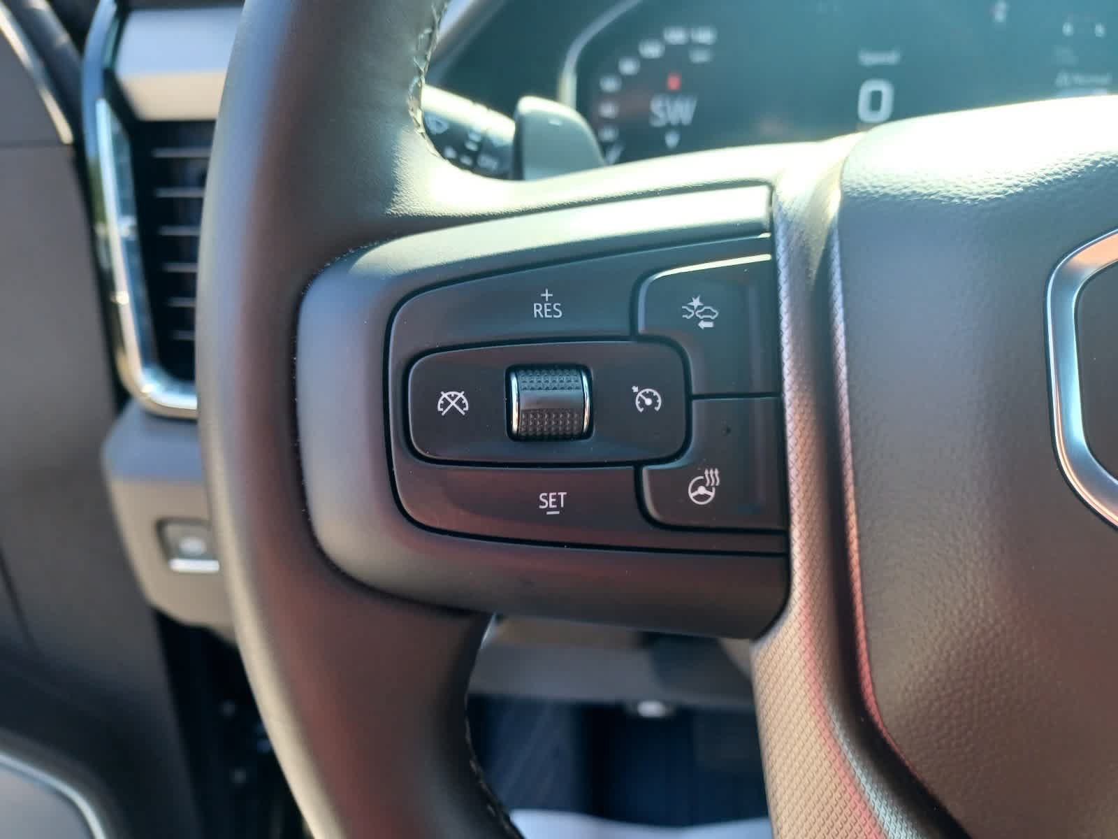Used 2025 GMC Sierra 1500 Denali w/ Denali Reserve Package AWD/4WD image 15