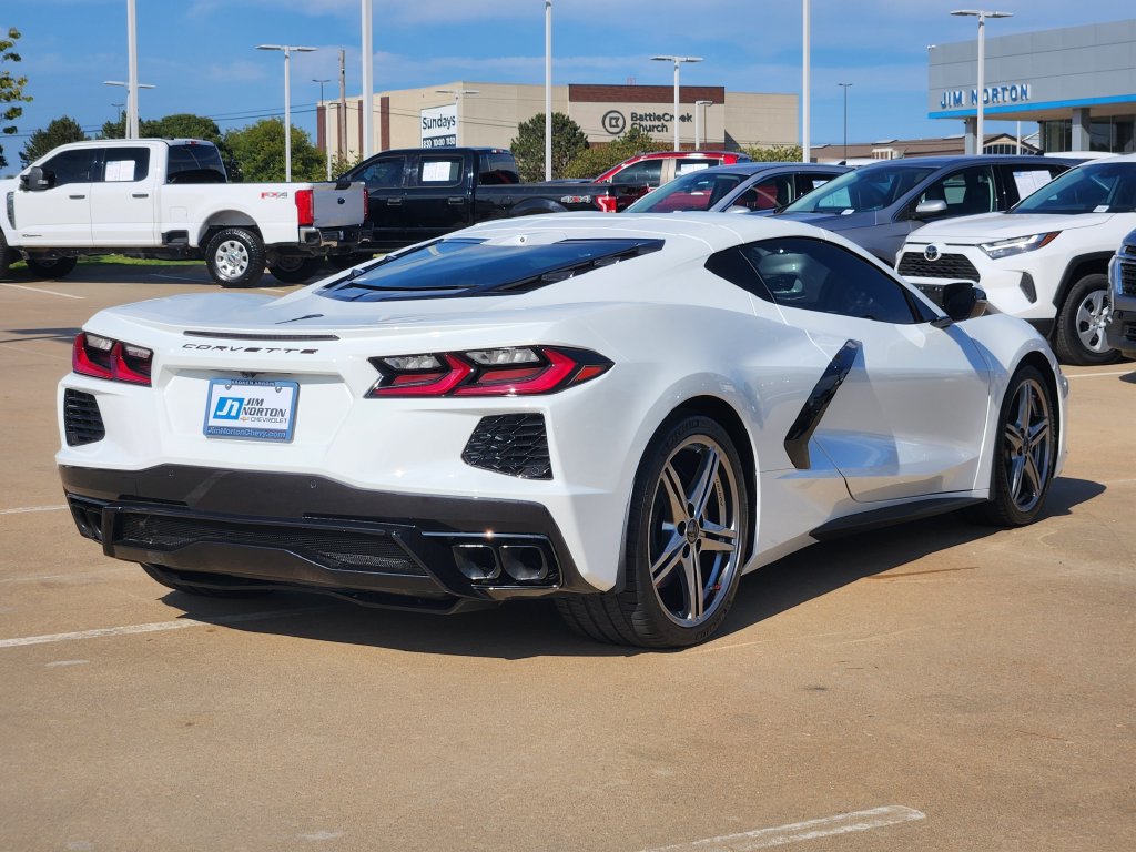 Used 2026 Chevrolet Corvette Stingray Coupe RWD image 5