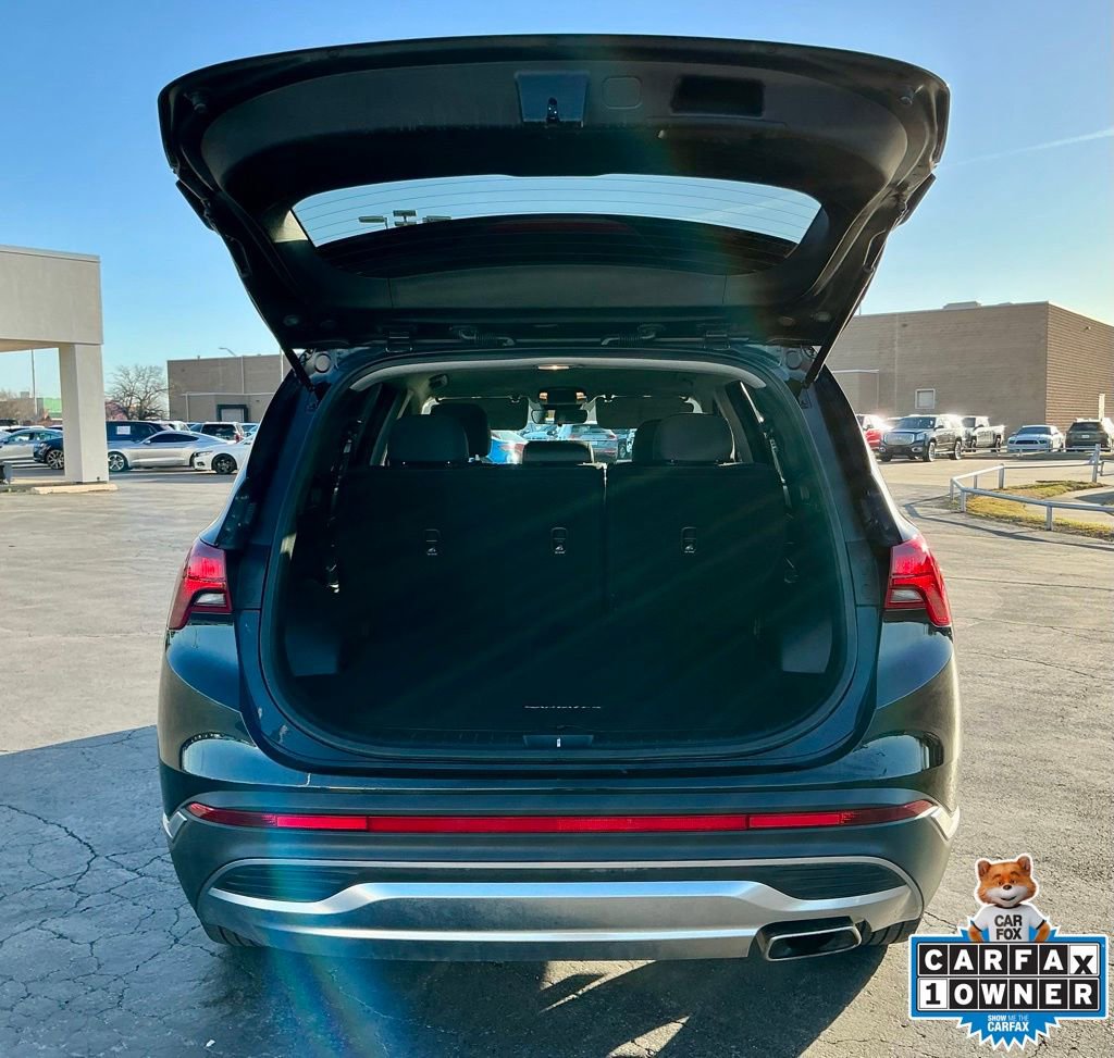 Used 2021 Hyundai Santa Fe SEL w/ Cargo Package image 17