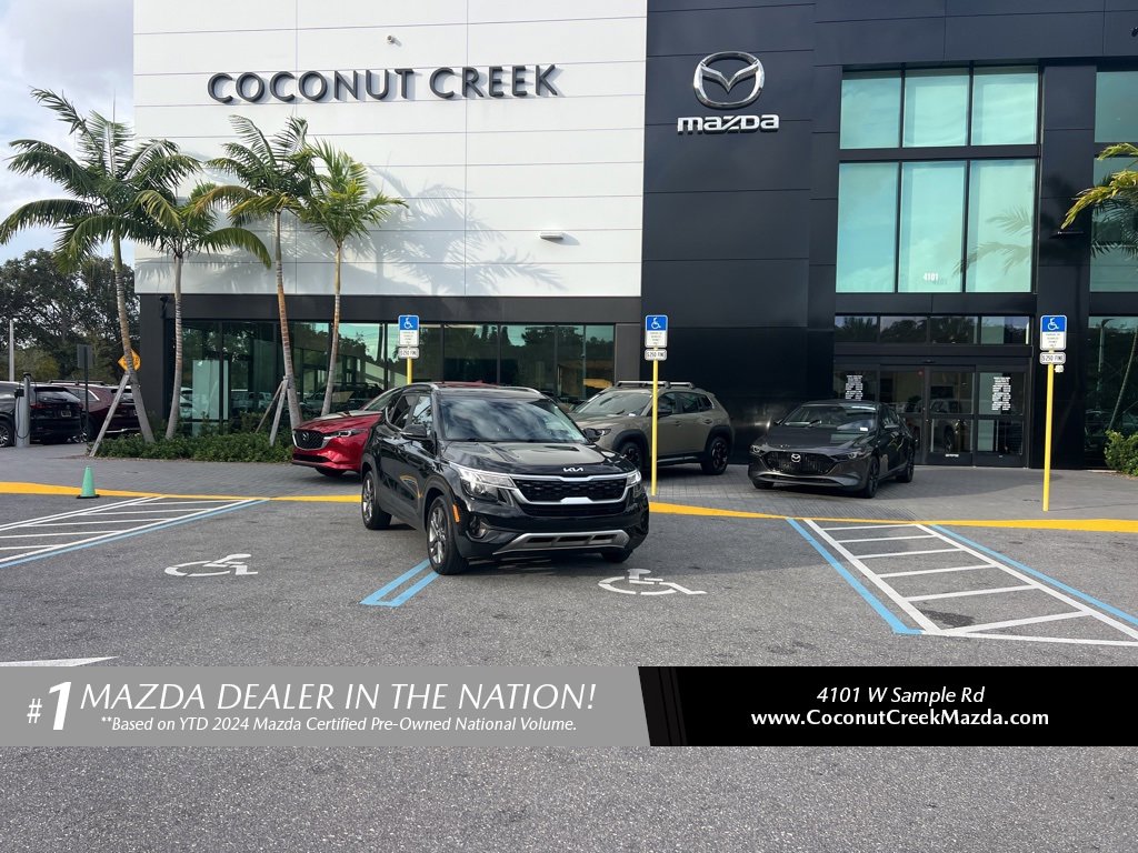 Used 2023 Kia Seltos S video 1