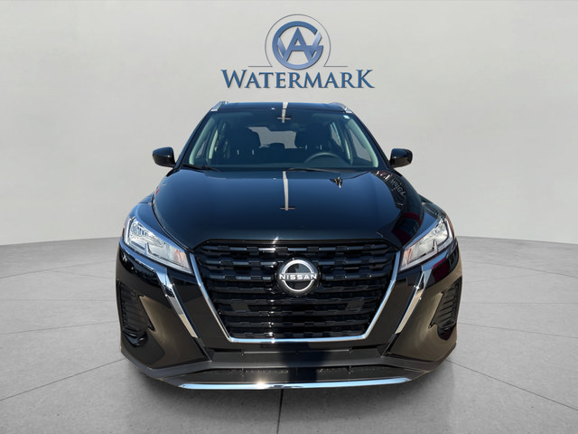 Certified 2024 Nissan Kicks SV FWD image 9