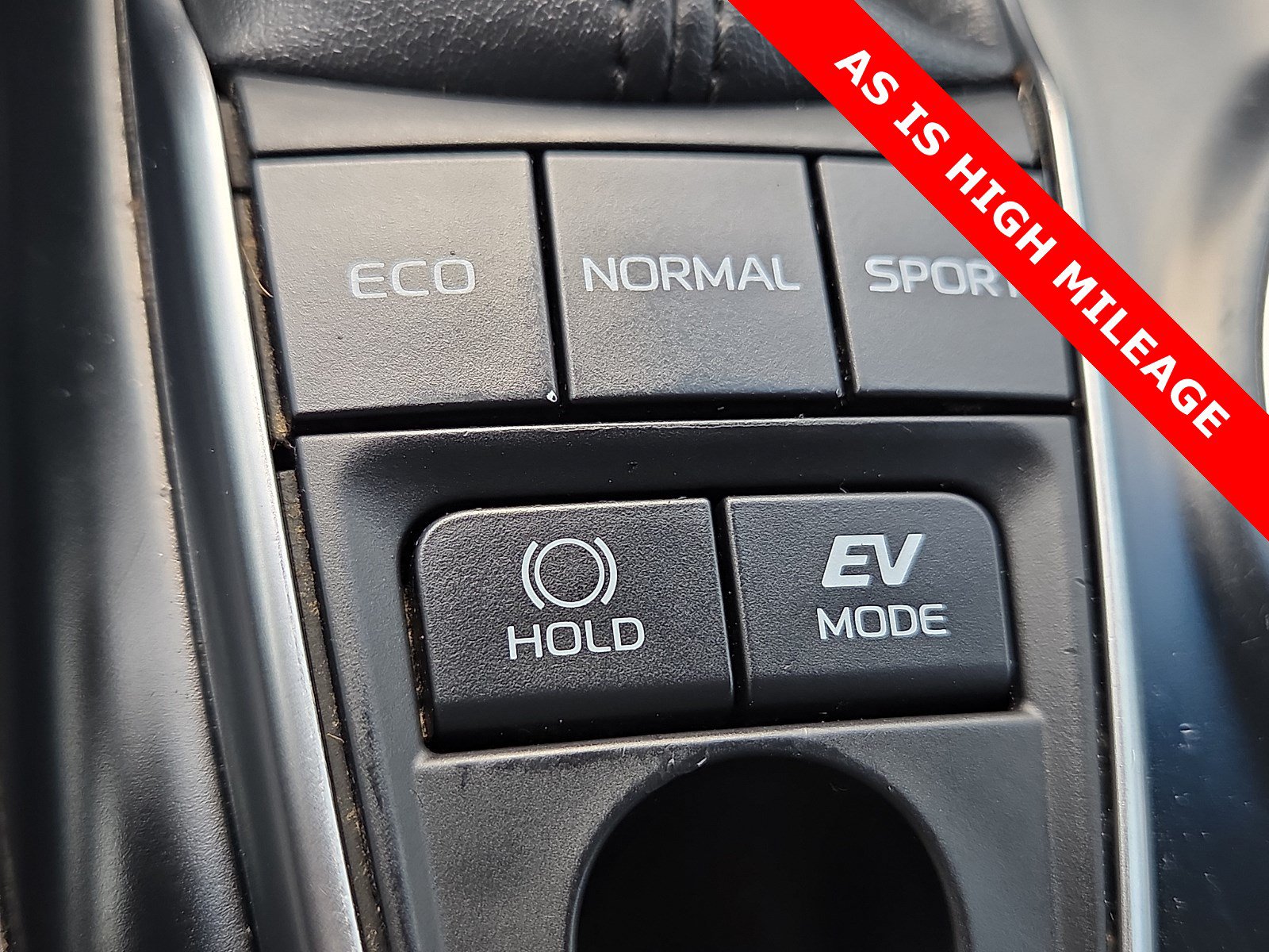 Used 2018 Toyota Camry XLE FWD image 19