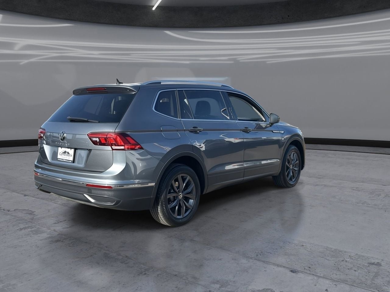 Certified 2023 Volkswagen Tiguan SE FWD image 5