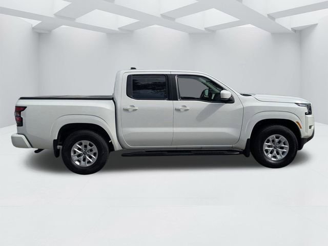 Used 2024 Nissan Frontier SV w/ Technology Package image 3