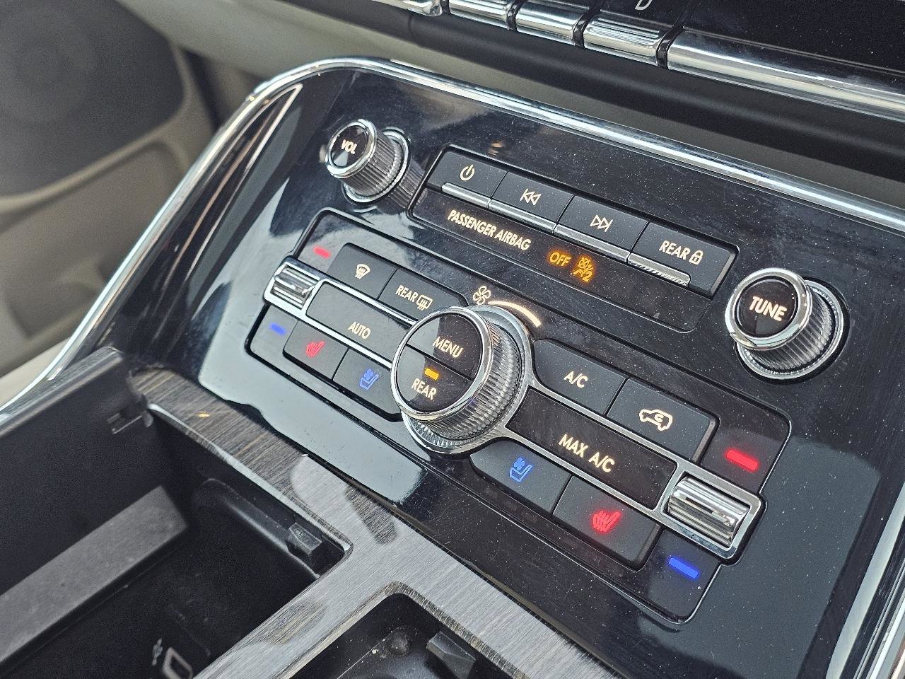 Used 2018 Lincoln Navigator L Black Label w/ Cargo Package image 76