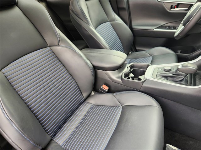 Used 2021 Toyota RAV4 XSE image 10