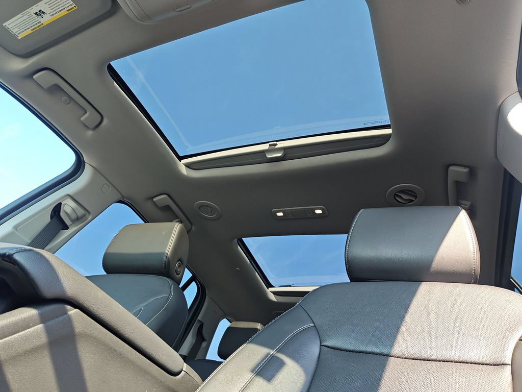 Used 2023 GMC Acadia SLT w/ Elevation Edition AWD/4WD image 24