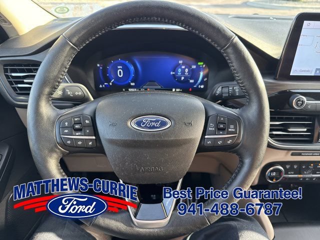 Certified 2020 Ford Escape Titanium FWD image 17