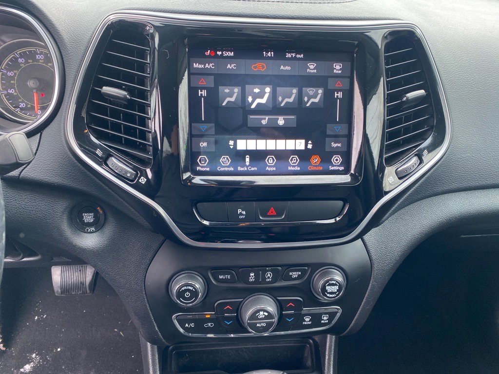 Used 2020 Jeep Cherokee Limited image 11